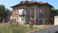 Смъртни случаи в дом за възрастни без лиценз: Син взе тялото на майка си, покрито с големи рани