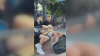 Филип и Васил - младежите, които завладяха улиците и мрежата: Искаме да пълним стадиони