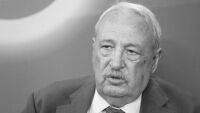 Почина журналистът Иван Гарелов