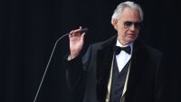 Големият концерт на Андреа Бочели в София: Строят сцената на Националния стадион 