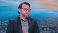 След два месеца борба за живот: Детето, паднало от сцената на плевенския театър, е починало