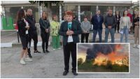„Не се диша, носим маски“: В Плевенско се опасяват от екологична катастрофа след пожара в „Плама“