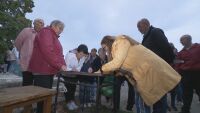 Протест в Бухово: Хората настояват да се вземат мерки за лечението на психичноболен мъж