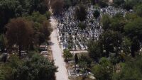Две девететажни сгради до гробищата във Варна: Законно ли е строителството?