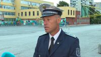 Засилено полицейско присъствие около училищата за първия учебен ден