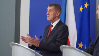 Бабиш при Радев: Европа продължава да живее в своя зелен сън. Зелените безумци в ЕП са отговорни за ставащото