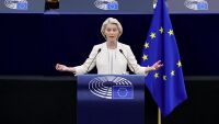 Знакова реч на Урсула фон дер Лайен: Европа трябва да има икономическа и военна независимост