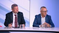 Диян Стаматов и Юлиян Петров: Един учебник по предмет за всички ученици няма да реши проблемите в образованието