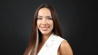 Новите правила на красотата: Борислава Попович от „Молекула“ за бъдещето на естетиката