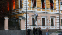 Русия удари сградата на Националната академия на науките в Украйна (ВИДЕО)