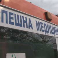 Петима ранени, сред които две деца, в челна катастрофа