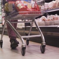 Българите и еврото: Първи ден на новата валута в магазините