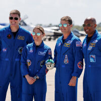 Командирът на мисията „Артемис II“ със специални благодарности към… Илон Мъск