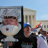 Отмяна на правото на гражданство по рождение: Магистратите разглеждат жалбата на Тръмп (ГАЛЕРИЯ)