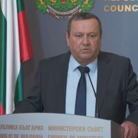 Нови помощи от държавата: Препитание за безработни и по-ранни плащания към фермерите