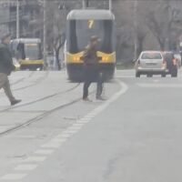 "8-лентов път и има пешеходна пътека, недопустимо е": Кога е най-опасният час с най-много катастрофи?