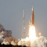 Камерите, създадени от българин, гледали как излиза горивото при Artemis II. Механиките правени в Пловдив