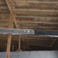 Година след пожара в гимназията по изкуства в Трявна децата учат сред течове и влага