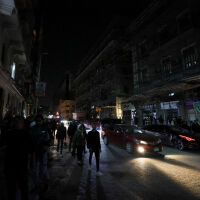 Заради войната в Близкия изток: Енергийната криза угаси нощния живот на Кайро