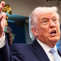 "На победителя принадлежи плячката": САЩ очакват контрол над петролния сектор на Иран след войната