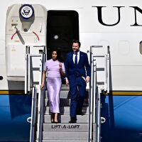 "Нова златна ера в отношенията": Джей Ди Ванс пристигна в Унгария (ВИДЕО И СНИМКИ)