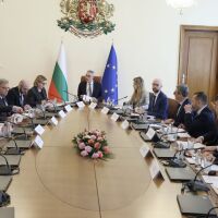 Андрей Гюров: Примирието между САЩ и Иран ще успокои пазарите и цените