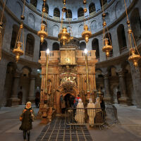 В Йерусалим отвориха за служби и поклонение църквата на Божи гроб (СНИМКИ и ВИДЕО)