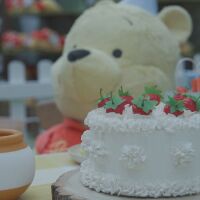 "Дисни" чества 100 години Мечо Пух