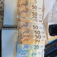 4115 евро и списъци с имена: Задържаха трима при акция срещу купения вот в област Плевен (СНИМКИ)