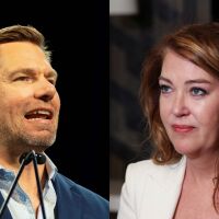 „Мислех, че умирам“: Пета жена обвинява конгресмена Ерик Суолуел в изнасилване