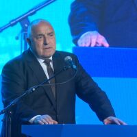 ГЕРБ-СДС закриха предизборната си кампания