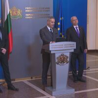 Служебният кабинет: За 30 кандидат-депутати има прокурорски преписки