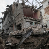 Най-малко 14 убити при руски обстрели в Украйна