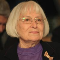 Йотова: Впечатляващият репертоар на Маргрет Николова утвърди мястото ѝ сред най-обичаните артисти