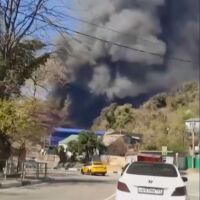 Атаки по петролни обекти: Киев цели ключови източници на пари за руската отбран