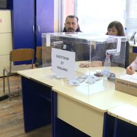 Проблеми с машинното гласуване в Благоевград в началото на изборния ден