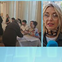 Рекордна активност в Париж: Опашки пред посолството, избиратели чакат от сутринта