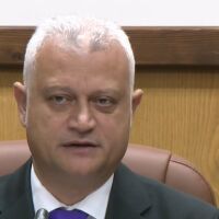 Дечев с извънреден брифинг. В полза на чия партия са най-много сигнали за изборни престъпления?