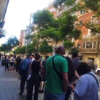 Повече от седем часа чакаха част от избралите да гласуват в Димитровград в Сърбия