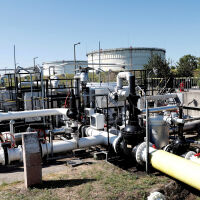 В очакване нефтопроводът „Дружба“ отново да заработи