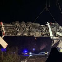 Катастрофата с жертва: Кран вдигна турския тир в Прохода на Републиката 