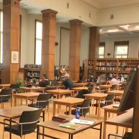 С кофи и саксии: Националната библиотека се бори с течове след всеки дъжд