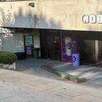 До късно вечерта оперирали 15-годишното момче, паднало от тераса на НДК