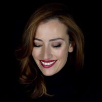 "Суетата е част от нашата работа, но ми се иска формата да не измества съдържанието - много е важно"