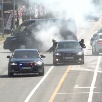 След Хърватия: И Сърбия с планове за връщане на казармата