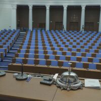 Политическите сили в 52-рото НС разпределиха местата си в пленарната зала