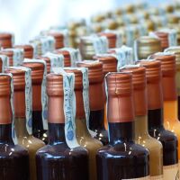 Камион с 20 тона просеко разсипа товара си при тежка катастрофа 