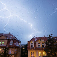 Жълт код за порои с гръмотевици за 5 области в сряда – 29 април