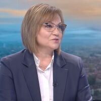 Корнелия Нинова: „Писна ми. БСП беше превзета, коалицията с ГЕРБ и ДПС я срина“