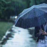 Температурите рязко падат. Оранжев код за интензивни валежи в 10 области, в други 8 области - жълт код (КАРТА)